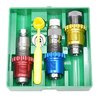 Lee Rifle Breech Lock 3-Dieset erbjuder enkel identifiering med färgade Smart Lock bushings, Full Length Sizing Die och Factory Crimp Die för effektiv omladdning.