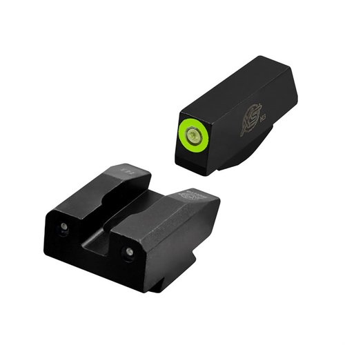 XS R3D Night Sights erbjuder en klar 3-dot tritium siktesbild med hög kontrast, perfekt för snabb och exakt skjutning i både ljusa och svaga ljusförhållanden.