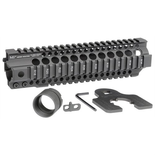 AR-15 Combat Rail T-Series handguard erbjuder en hållbar och lätt konstruktion med 6061 aluminium, Picatinny rails och anti-rotation QD sling sockets.