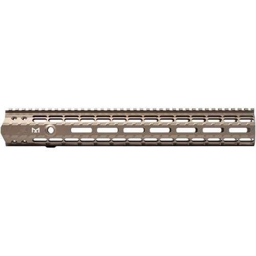 Aero Precision M5 (.308) Enhanced Gen-2 M-LOK handguard erbjuder en lättviktsdesign, anti-rotation flikar och är kompatibel med lågprofil gasblock.