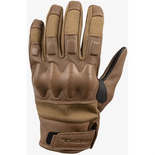 MAGPUL BREACH GLOVE 2.0 erbjuder D30 knogskydd, brandresistent Nomex, touchscreen-kompatibel tumme och en bekväm passform för maximal skydd och funktionalitet.