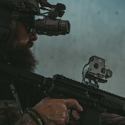 LERNA Optic Mount för EOTECH® XPS erbjuder en 2.91” Optic Centerline för snabbare målinriktning och bättre situationsmedvetenhet, oavsett utrustning.