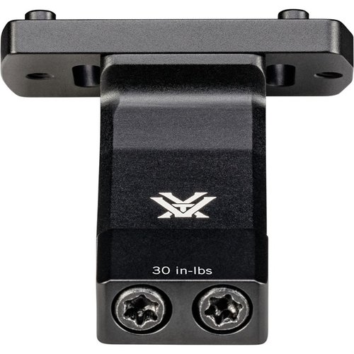 Vortex PRO 45° Offset Picatinny Mount möjliggör snabb växling mellan lång- och kortdistansmål utan att justera grepp eller huvudposition, vilket ökar träffsäkerheten.