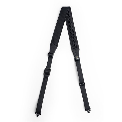 SIERRATAC REVERSO QUICK-DETACH SLING erbjuder snabb justering, komfortabel sling pad och hållbar konstruktion med QD Sling Swivels för säker vapenhantering.