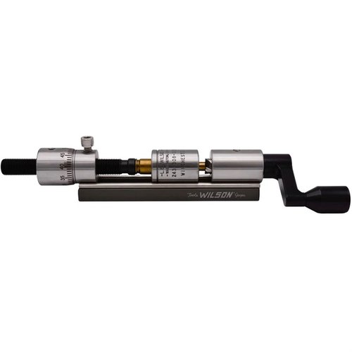 L.E. WILSON Case Trimmer med Micro Adjust och TiN Cutter erbjuder precisionsjusteringar i .001"", hållbar konstruktion och konsekvent noggrannhet för seriösa reloader.