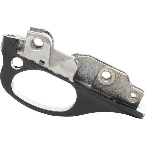 Uppgradera din Remington 552/572 med denna OEM-stil Trigger Plate Assembly i glansig svart, perfekt för att återställa funktion och ersätta slitna komponenter.