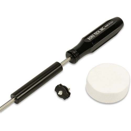Bore Techs Action Cleaning Tool Kit erbjuder en innovativ lösning för noggrann rengöring av bolt action gevär, med en patenterad gummiwiper för effektivitet.