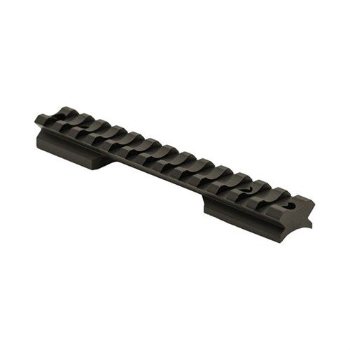 Nightforce standard bases erbjuder en kvalitativ och prisvärd lösning för att säkert montera din kikare på Remington 700 Short Action, tillverkade enligt Mil. Std. 1913.