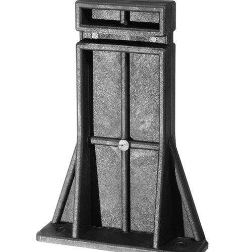 AR-15/M16 SPIKE'S BLOCK ger en stabil plattform för rengöring och underhåll av din bössa, med en kompakt design som enkelt fästs på arbetsbänken.