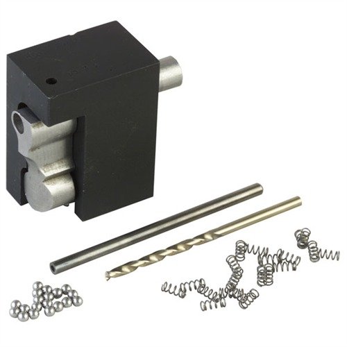 CRANE BALL DRILLING FIXTURE säkerställer korrekt borrning för cylinderlåsningsstyrka på S&W K, L och N Frame revolvrar, komplett med allt du behöver.