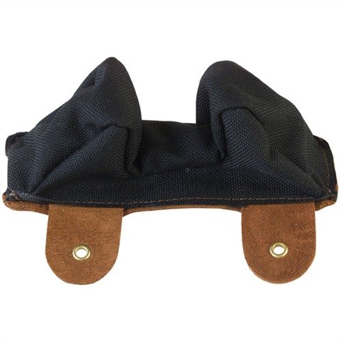 NO. 1 & 1C Small Owl Ear Front Bags är handgjorda i mjukt läder, ger bra grepp och låter geväret glida fritt vid rekyl. Perfekta för mekaniska gevärsstöd.