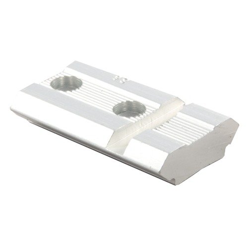 Weaver BASE # 36S i nickelfinish erbjuder hållbarhet och stil för din Remington. Finns i flera finishar för att passa dina behov.