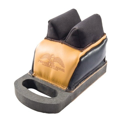 Deluxe Protektor Rear Bag med bärhandtag och tjock botten ger stabilitet och stöd för F-class tävlingar och fältskytte, finns i cordura eller läder.