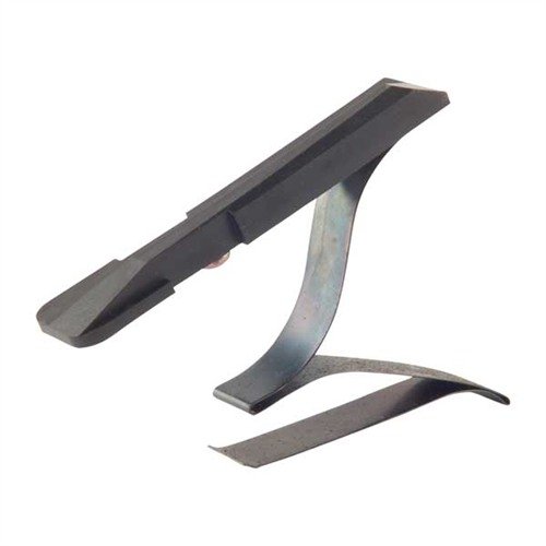 MAGAZINE FOLLOWER ASSEMBLY, MAGNUM från SAVAGE är perfekt för 110/111/112/112BT toppmatade vapen, vilket garanterar pålitlig och smidig matning av patroner.