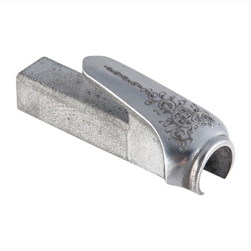 TIP FOREND 486 12GA från BERETTA USA är perfekt för att förbättra greppet och stabiliteten på din 486, vilket ger ökad precision och komfort vid skytte.