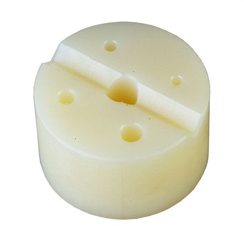 Den icke-märknande nylonbänkbiten från Brownells är lätt, hållbar och perfekt för att skydda ditt vapen under arbete, med en 