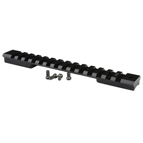 Warne Mountain Tech scope rail är en lättviktslösning i 7075/T6 aluminium med hård anodisering, vilket ger styrka och korrosionsskydd för pålitliga skott.